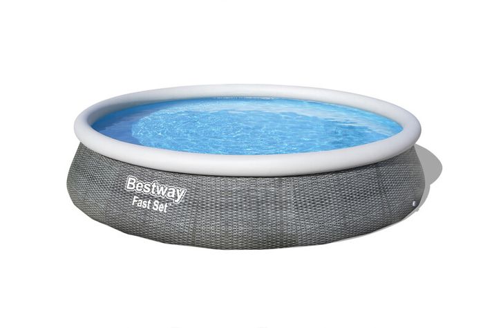 BESTWAY - Kerek, föld feletti Fast Set medence, patronos szűrés, átmérő 3,96m, magasság 84cm